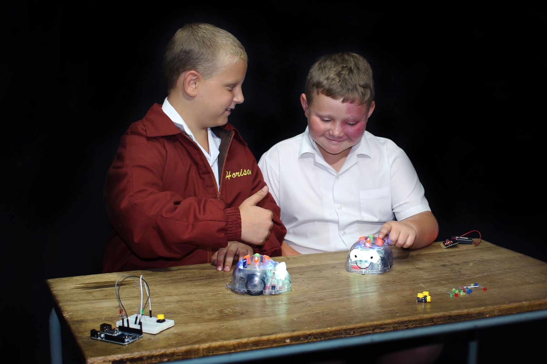 LS-Horison-Akademie-Robotika-Section-Photo-02